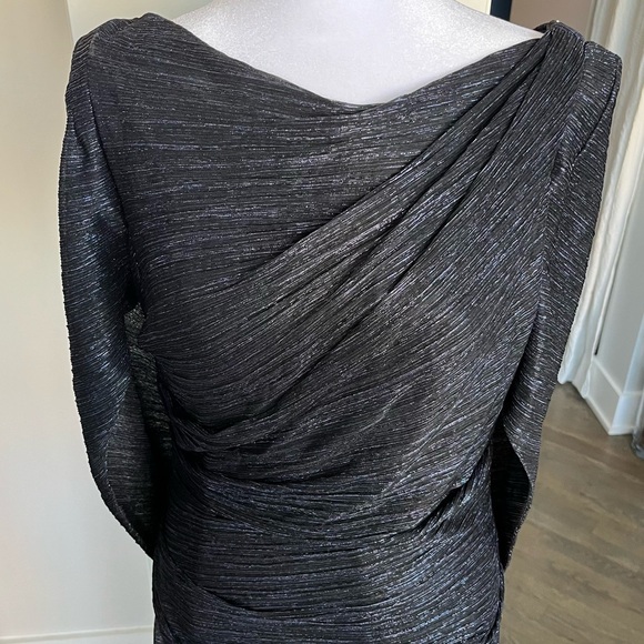 NWT. Betsy & Adam Metallic Cape Gown - Picture 12 of 15
